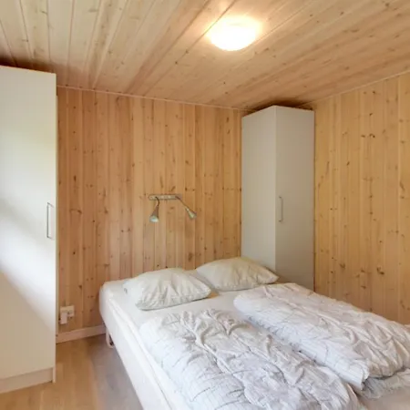 Three-bedroom Holiday In Σπίτι διακοπών *